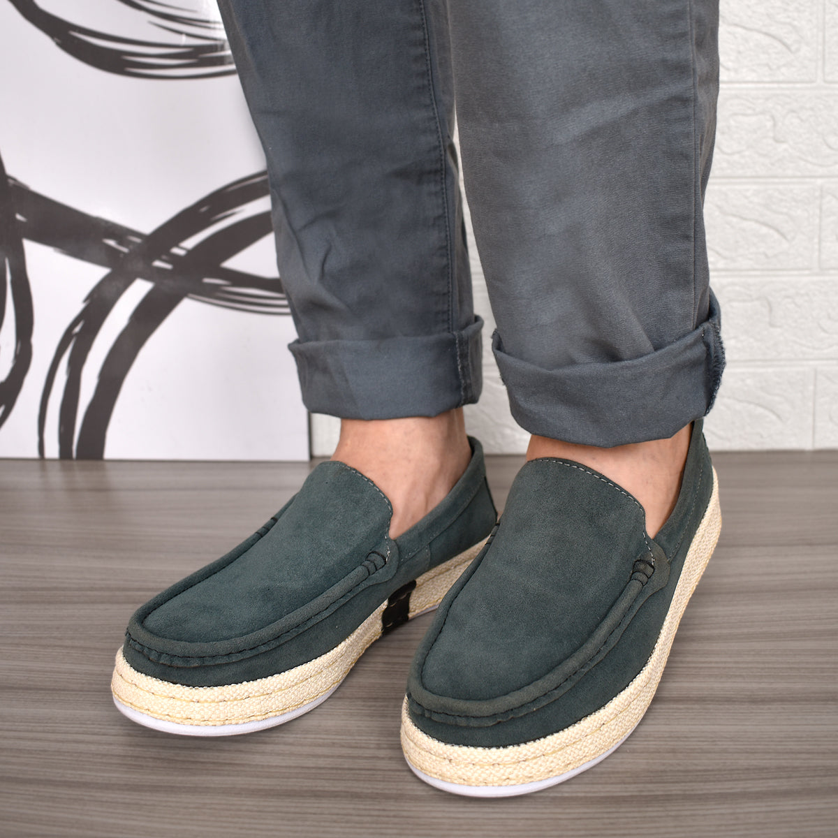 gid://shopify/MediaImage/24691972571230